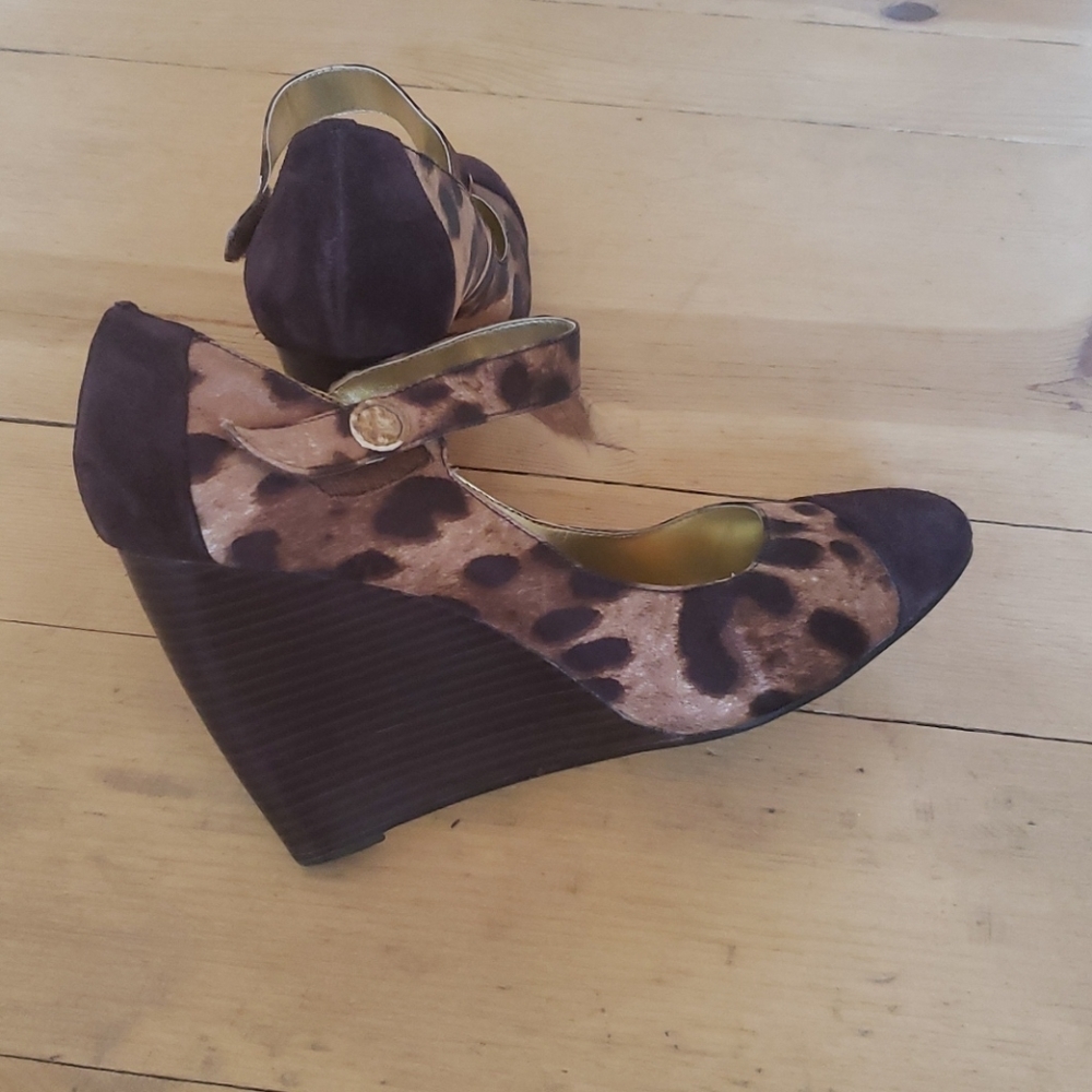 Beverly Feldman  wedges size 11